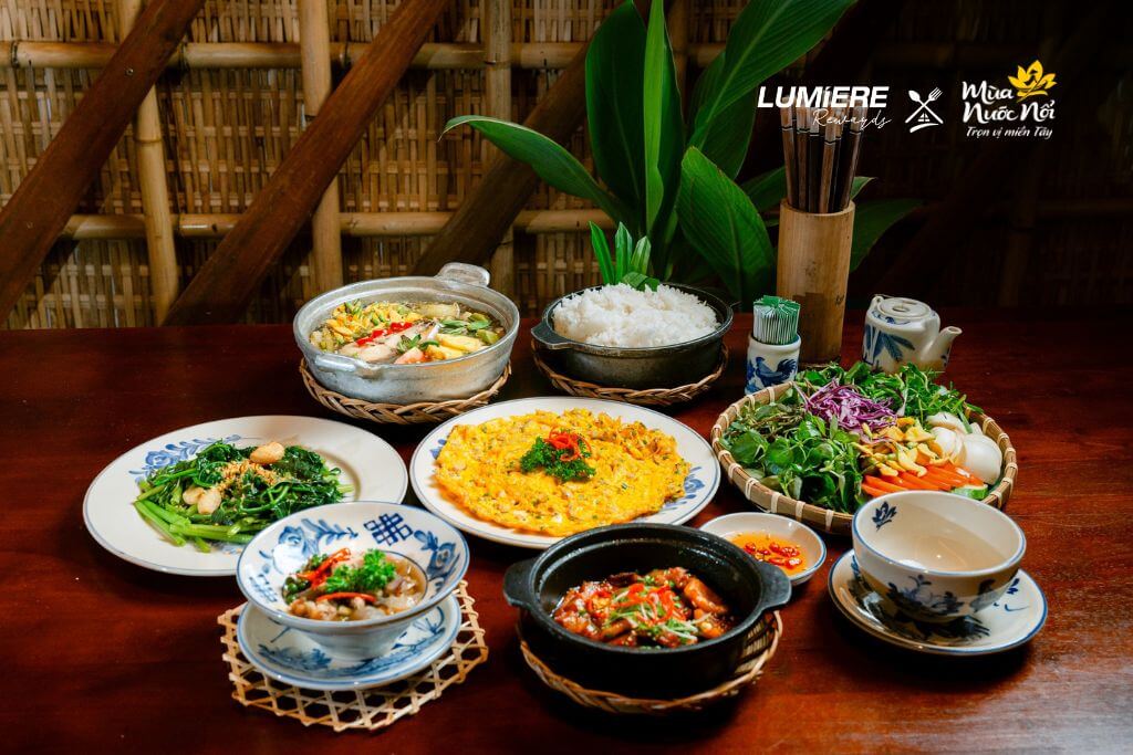 Mâm cơm miền Tây thân thuộc – giản dị mà đậm đà yêu thương tại Nhà hàng Mùa Nước Nổi